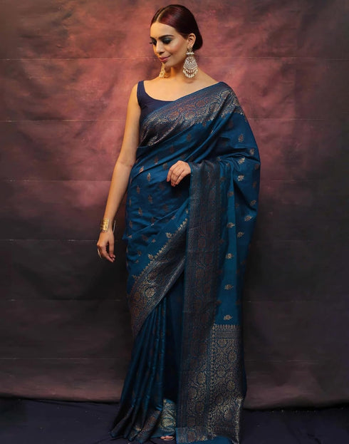 Vasthrlay Banarasi Kanjivaram Unstitched Teal Saree
