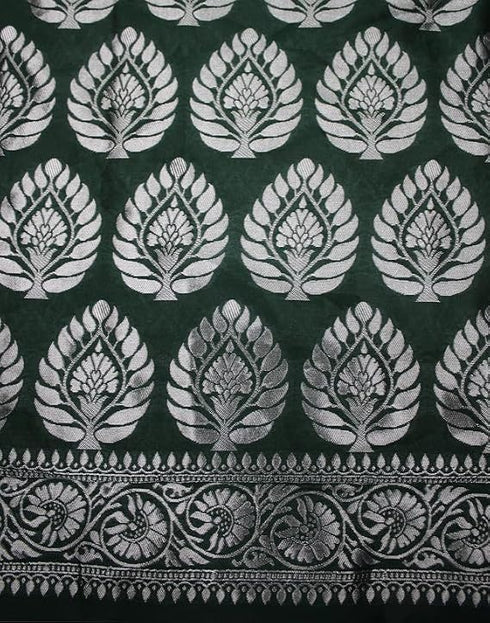 Vasthrlay Kanjivaram Banarasi Wedding Dark Green Saree With Unstitched Blouse Piece