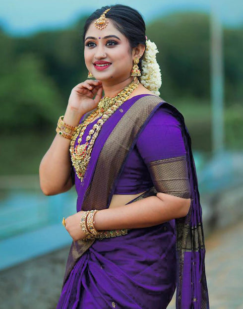 Vasthrlay Womens Jacquard Unstitched Lavender Saree