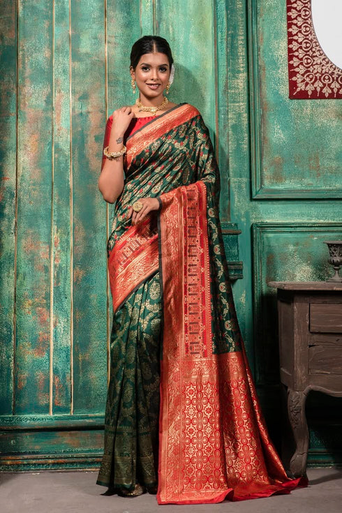 Vasthrlay Banarasi Unstitched Saree