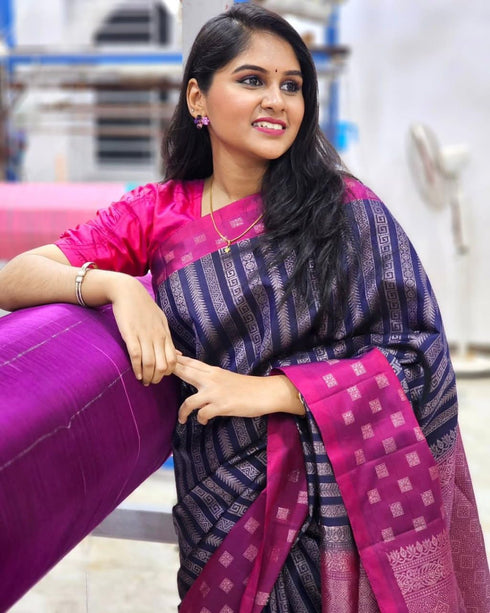 Vasthrlay Kanjivaram Saree