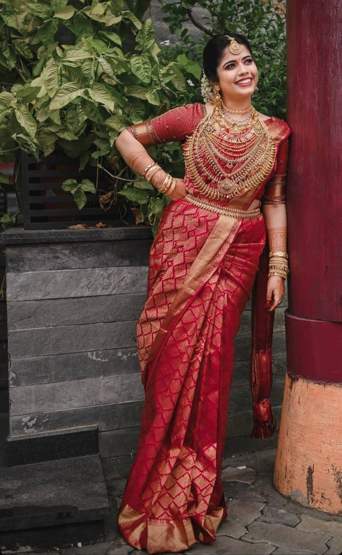 Vasthrlay Banarasi Traditional Saree