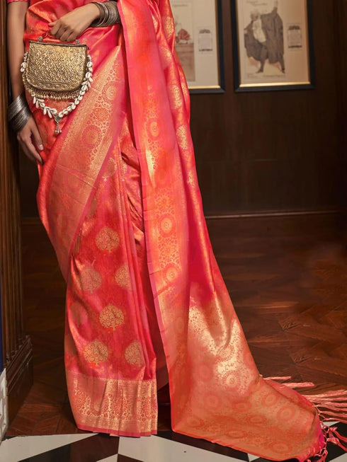 Vasthrlay Exquisite Traditional Intricate Gold Tone Saree