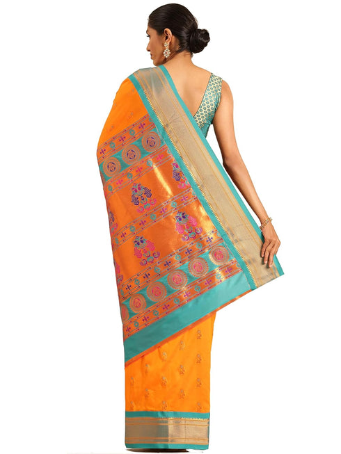 Vasthrlay Pheshwai Bottle Saree