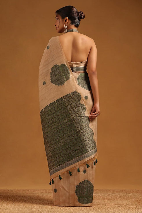 Vasthrlay Green Tussar Design