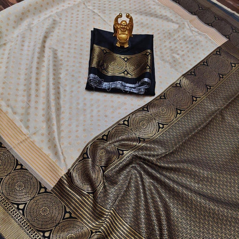 Vasthrlay White Kanjivaram Saree