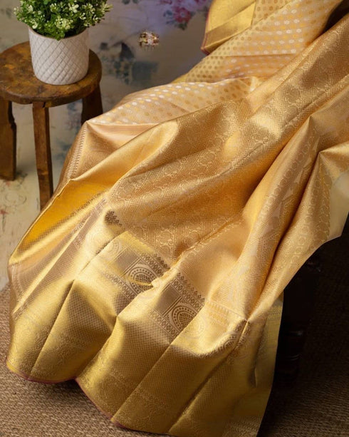 Vasthrlay Banarasi Traditional Saree