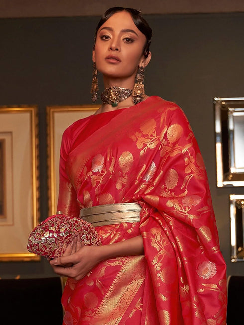 Vasthrlay Kanjivaram Unstitched Jacquard Stylish Saree