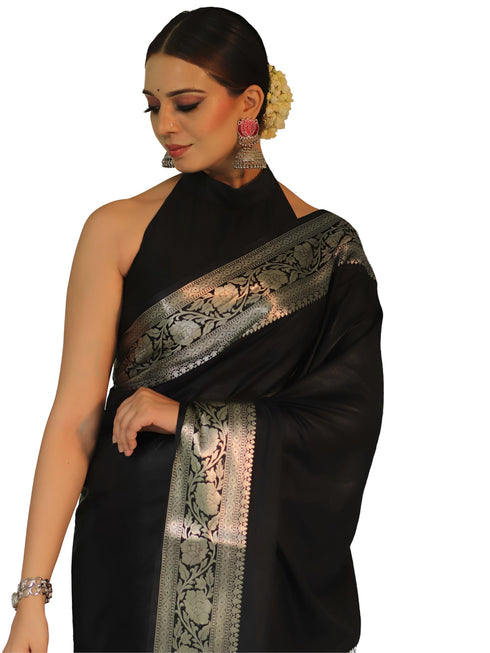 Vasthrlay Banarasi Traditional Unstitched Saree