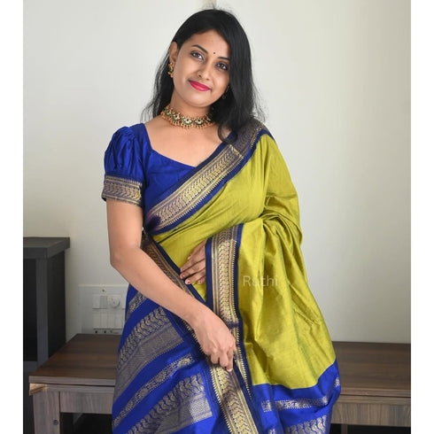 Vasthrlay Kanjivaram Tassels Saree