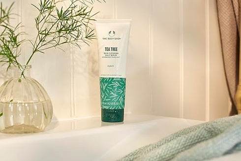 The Body Shop Tea Tree Daily Scrub