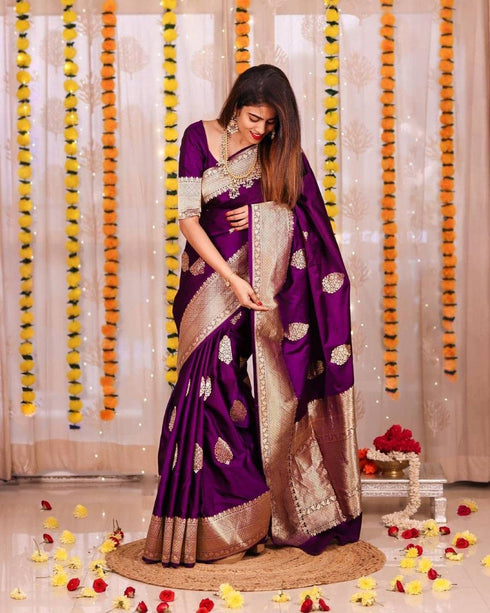 Vasthrlay Banarasi Saree