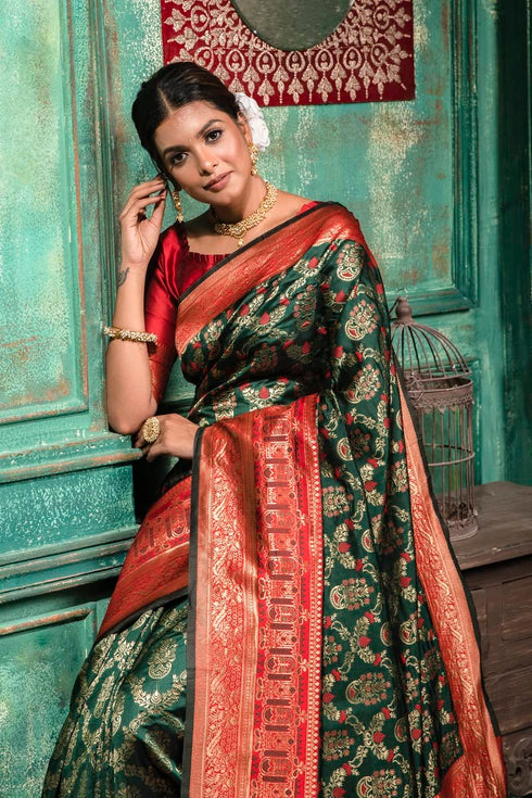 Vasthrlay Banarasi Unstitched Saree