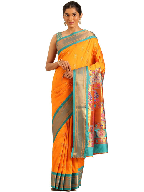 Vasthrlay Pheshwai Bottle Saree