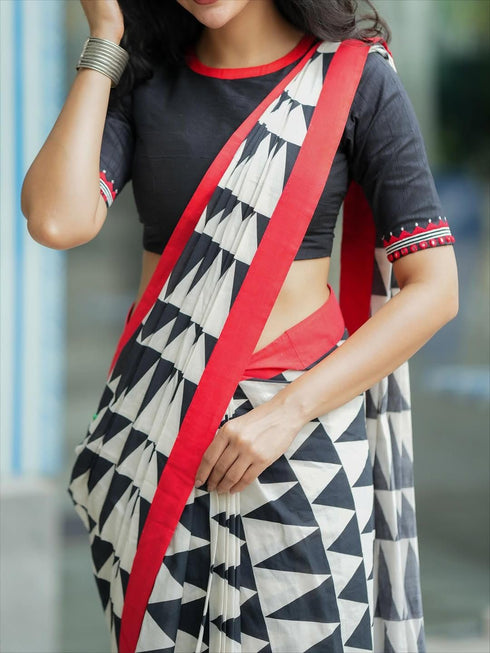 Vasthrlay Black Geometric Border Modern