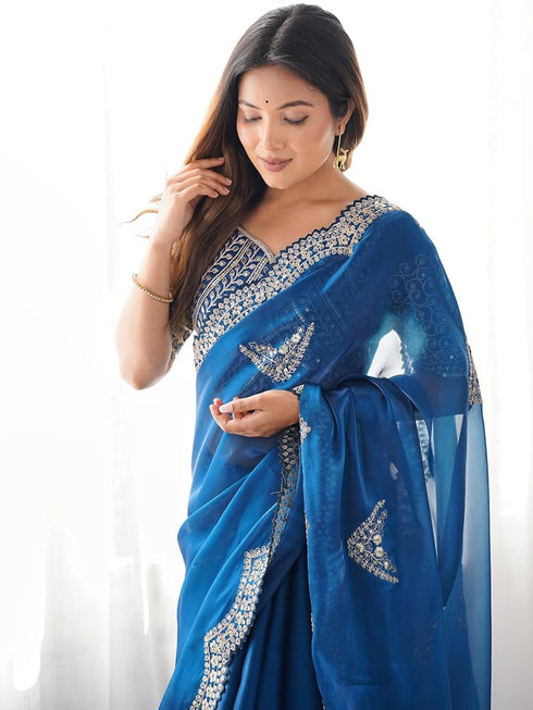Vasthrlay Embroidered Black Saree