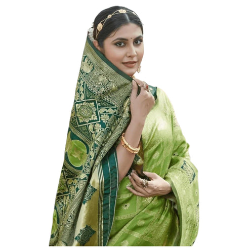 Vasthrlay Banarasi Traditional Unstitched Saree