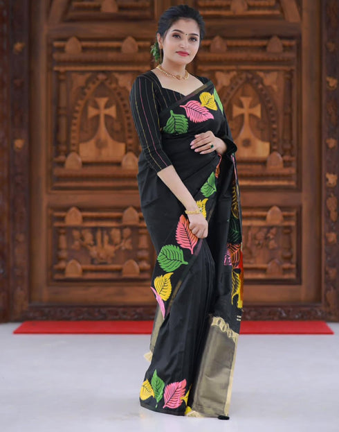 Vasthrlay Womens Jacquard Unstitched Lavender Saree