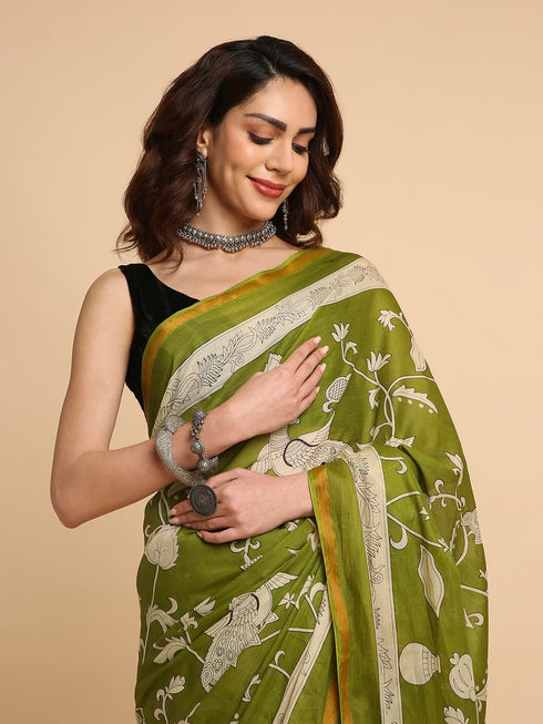 Vasthrlay Lightweight Breathable Traditional Printed Saree