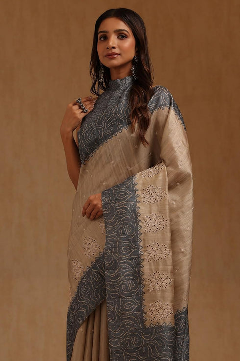 Vasthrlay Green Tussar Embroidered