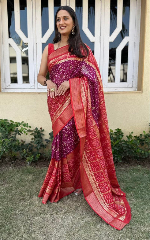 Vasthrlay Bandhani Weaving Contrast