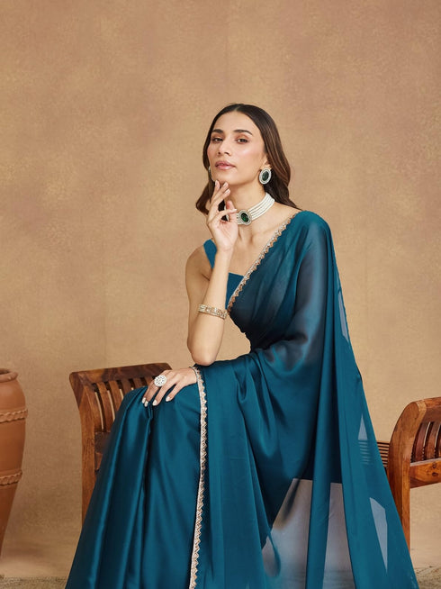 Vasthrlay Border Unstitched Saree