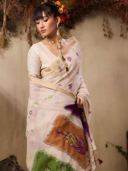 Vasthrlay Handloom Unstitched Saree