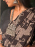 Vasthrlay Elegant Paisley Lightweight Traditional