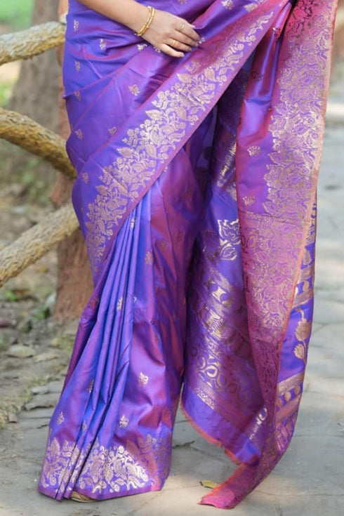 Vasthrlay Kanjivaram Handloom Golden Ethnic Wear