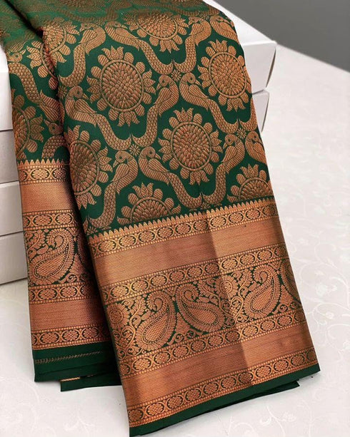 Vasthrlay Banarasi Unstitched Saree