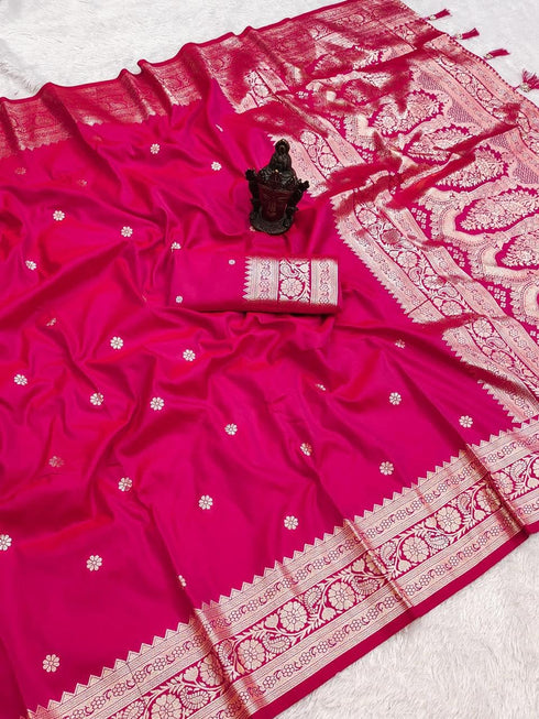 Vasthrlay Saree Linning Weaving