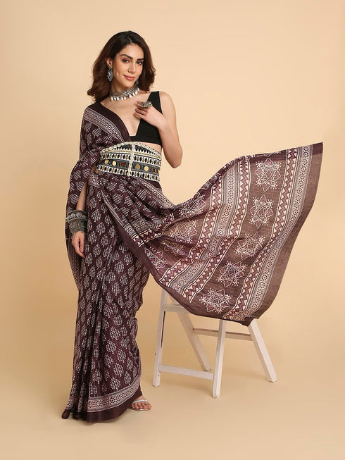 Vasthrlay Lightweight Breathable Traditional Printed Saree