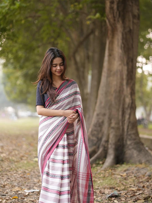 Vasthrlay Striped Border Lightweight Breathable