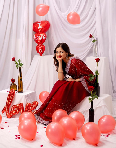 Vasthrlay Chiffon Scalloped Unstitched Maroon Saree