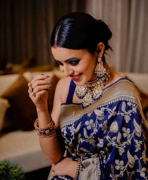 Vasthrlay Kanjivaram Saree