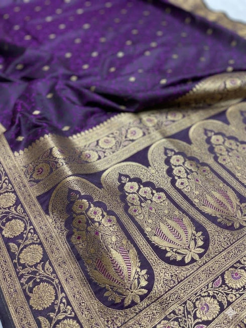 Vasthrlay Banarasi Tanchui Traditional