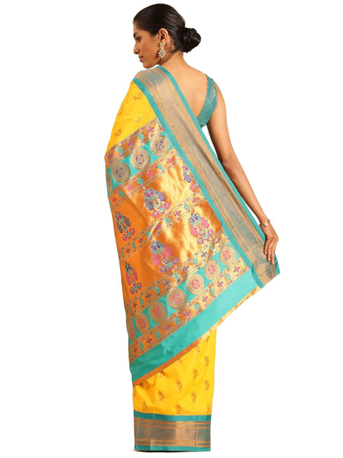Vasthrlay Pheshwai Bottle Saree