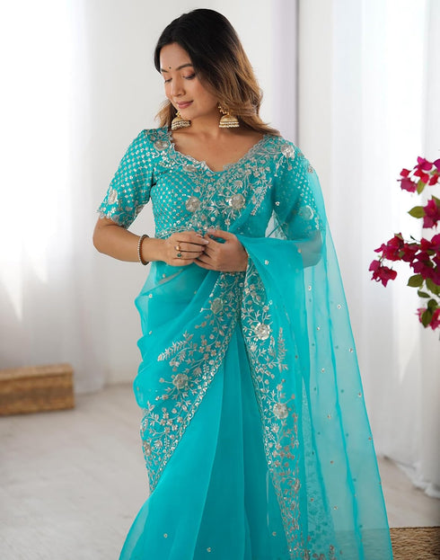 Vasthrlay Embroidery Scalloped Orange Saree