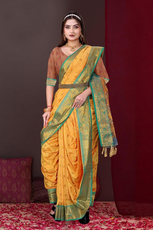 Vasthrlay Paishvai Maharashtrian Contrast Traditional