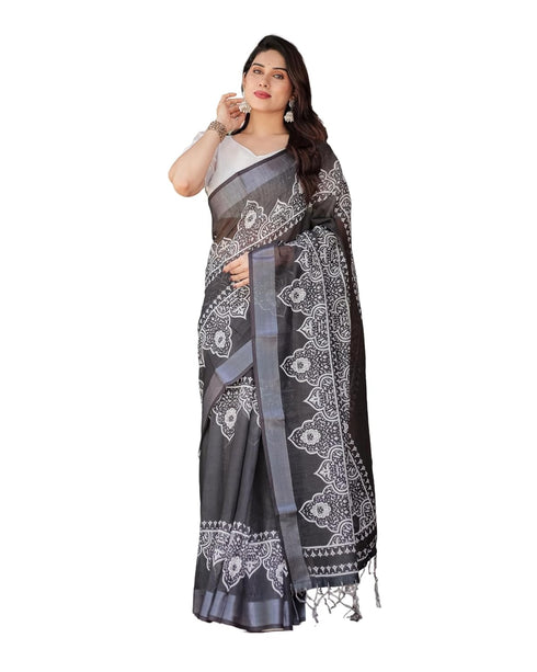 Vasthrlay Floral Prints Tasseled Saree