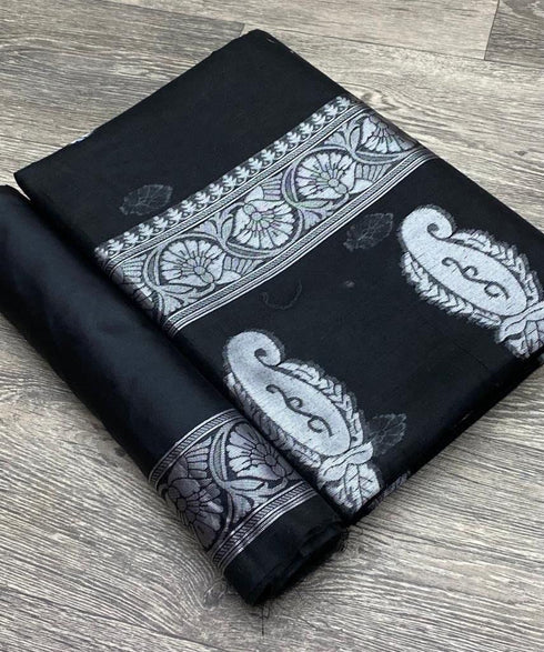 Vasthrlay Banarasi Unstitched Saree