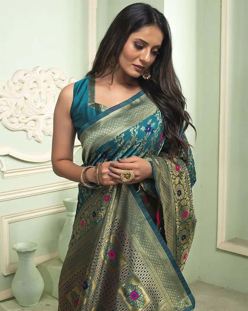 Vasthrlay Banarasi Saree