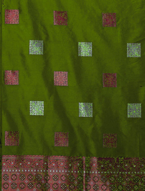 Vasthrlay Banarasi Saree