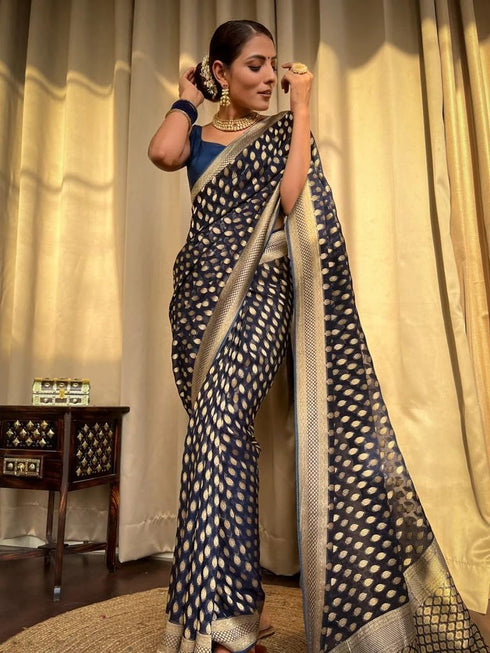 Vasthrlay Kanjivaram Saree