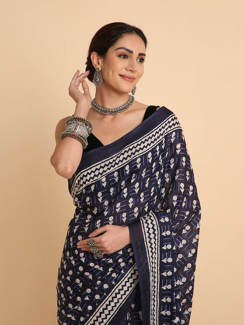 Vasthrlay Lightweight Breathable Traditional Printed Saree