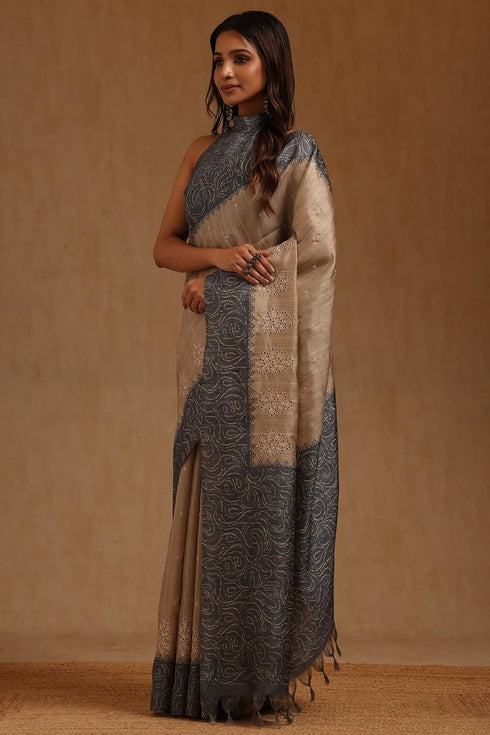 Vasthrlay Green Tussar Embroidered