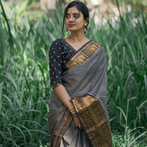 Vasthrlay Kanjivaram Wedding Saree