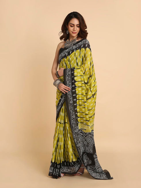 Vasthrlay Lightweight Breathable Traditional Printed Saree