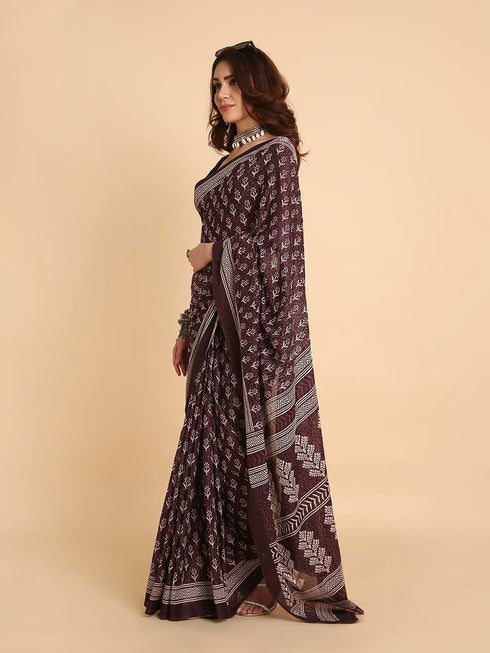 Vasthrlay Lightweight Breathable Traditional Printed Saree