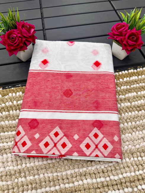 Vasthrlay White Unstitched Saree